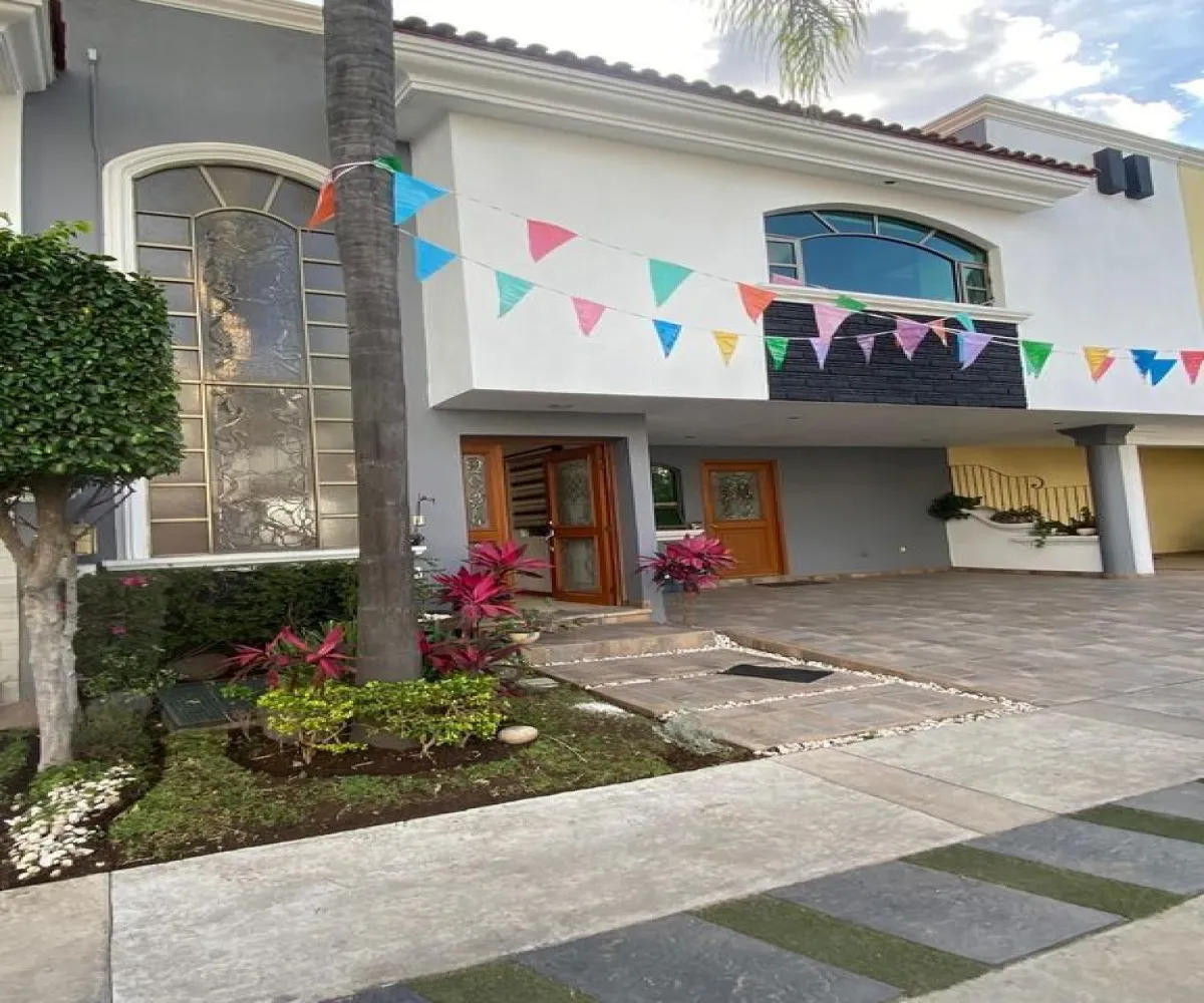 Casa En Venta,Jardines de la Patria,Honorato Balzac 215, Zapopan, Jalisco 45110, 3 Habitaciones,3 Baños,Honorato Balzac,1,pSs2WHy