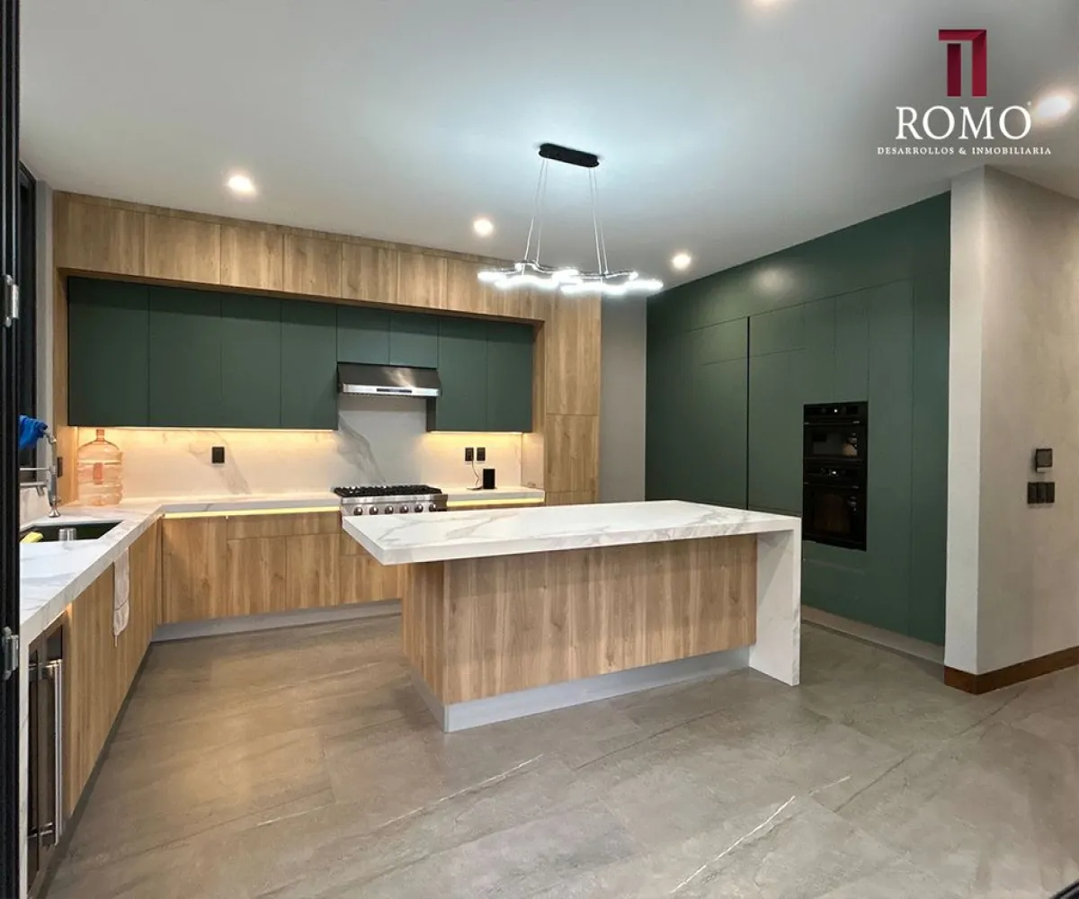 Casa En Venta,Ciudad Bugambilias,Paseo de la Vicuña 2140, Zapopan, Jalisco 45237, 4 Habitaciones,4 Baños,Paseo de la Vicuña,1,pPrlykB Casa En Venta,Ciudad Bugambilias,Paseo de la Vicuña 2140, Zapopan, Jalisco 45237, 4 Habitaciones,4 Baños,Paseo de la Vicuña,1,pPrlykB