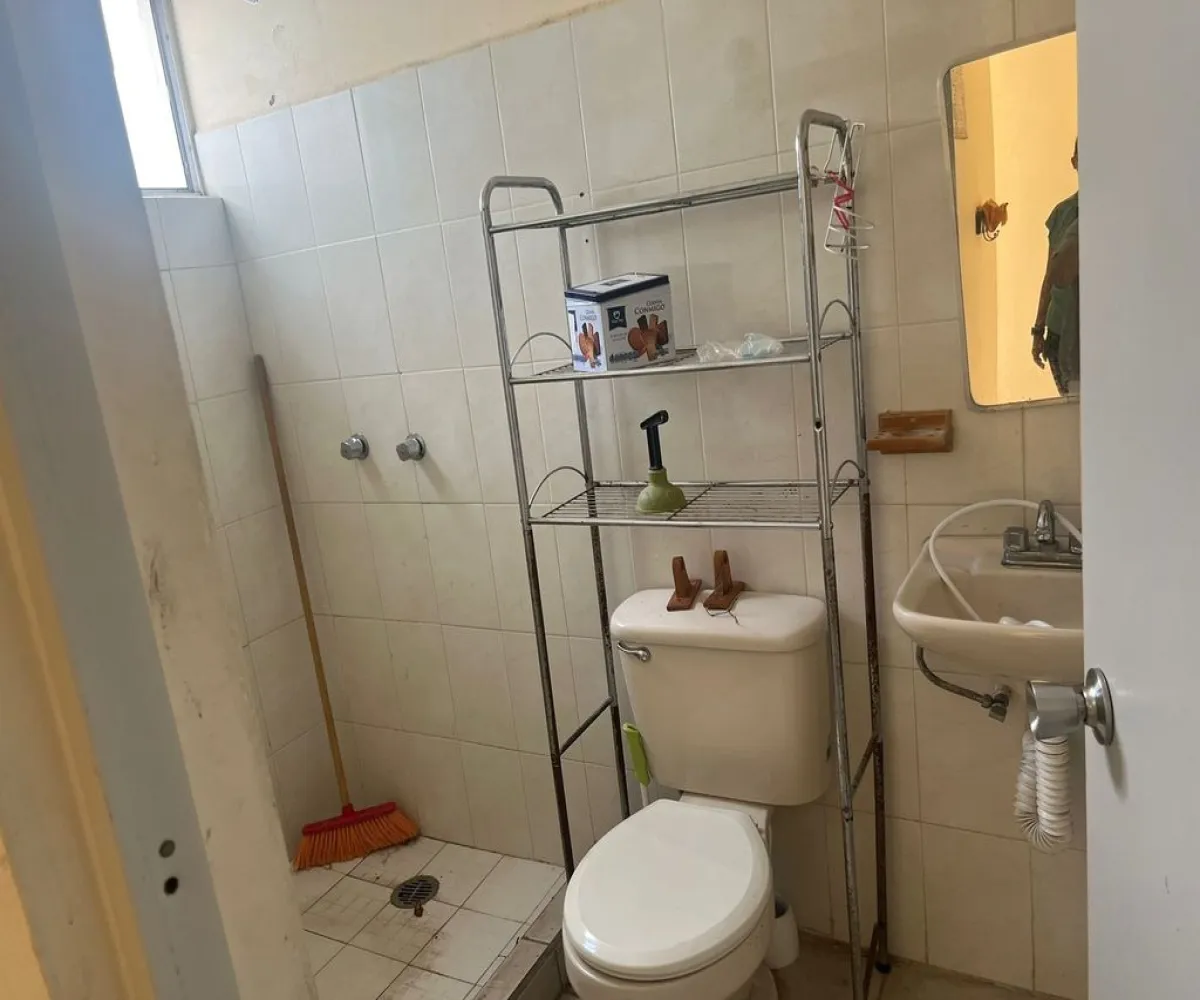 Casa En Venta,Los Molinos,Calle Alcaparra S/N, Zapopan, Jalisco 45200, 3 Habitaciones,2 Baños,Calle Alcaparra,2,pmW4qmO Casa En Venta,Los Molinos,Calle Alcaparra S/N, Zapopan, Jalisco 45200, 3 Habitaciones,2 Baños,Calle Alcaparra,2,pmW4qmO