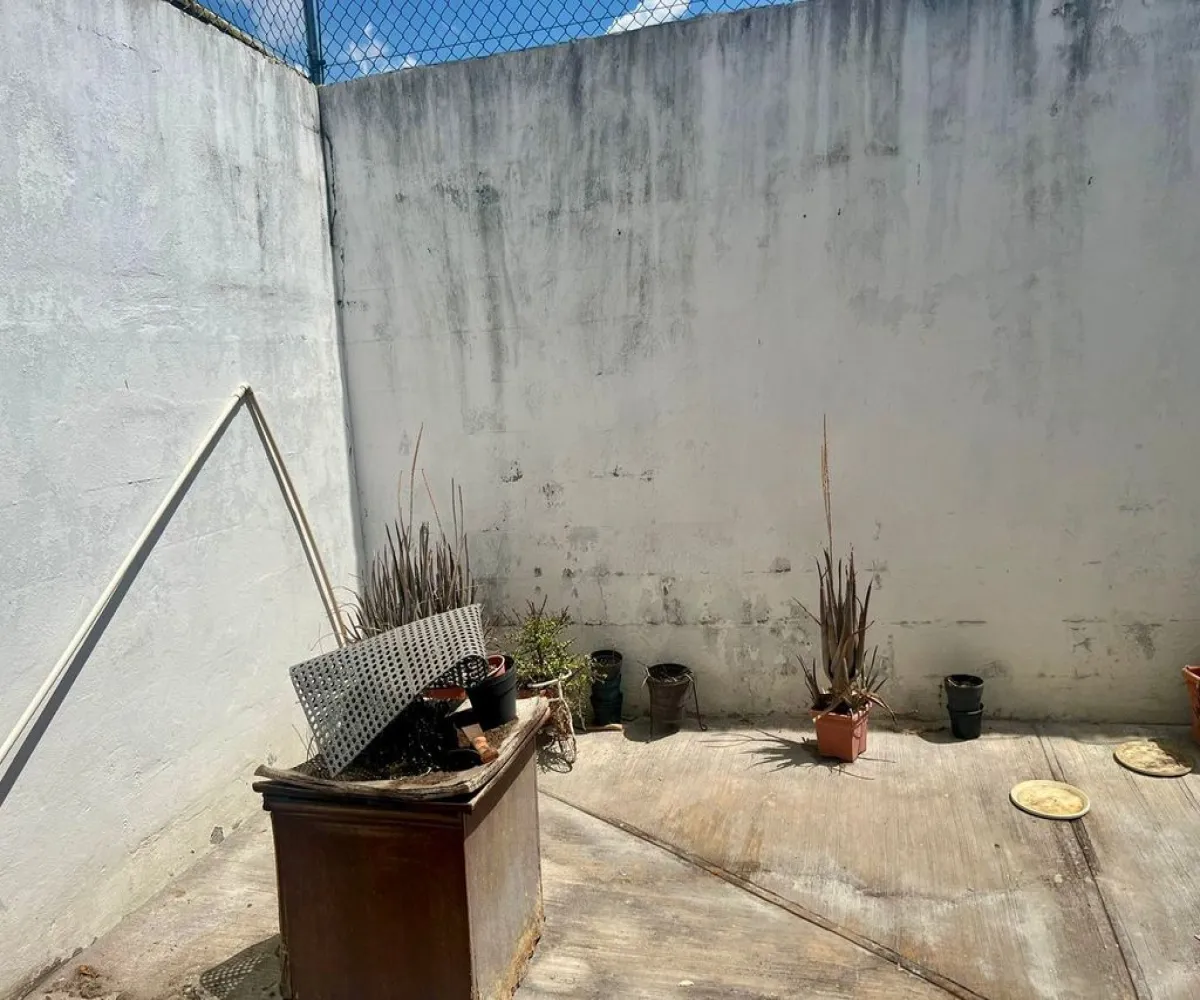 Casa En Venta,Los Molinos,Calle Alcaparra S/N, Zapopan, Jalisco 45200, 3 Habitaciones,2 Baños,Calle Alcaparra,2,pmW4qmO Casa En Venta,Los Molinos,Calle Alcaparra S/N, Zapopan, Jalisco 45200, 3 Habitaciones,2 Baños,Calle Alcaparra,2,pmW4qmO