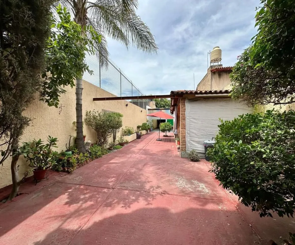 Casa En Venta,Real,Calle Aldama 827, Guadalajara, Jalisco 44400, 4 Habitaciones,3 Baños,Calle Aldama,1,pMBn4kV Casa En Venta,Real,Calle Aldama 827, Guadalajara, Jalisco 44400, 4 Habitaciones,3 Baños,Calle Aldama,1,pMBn4kV