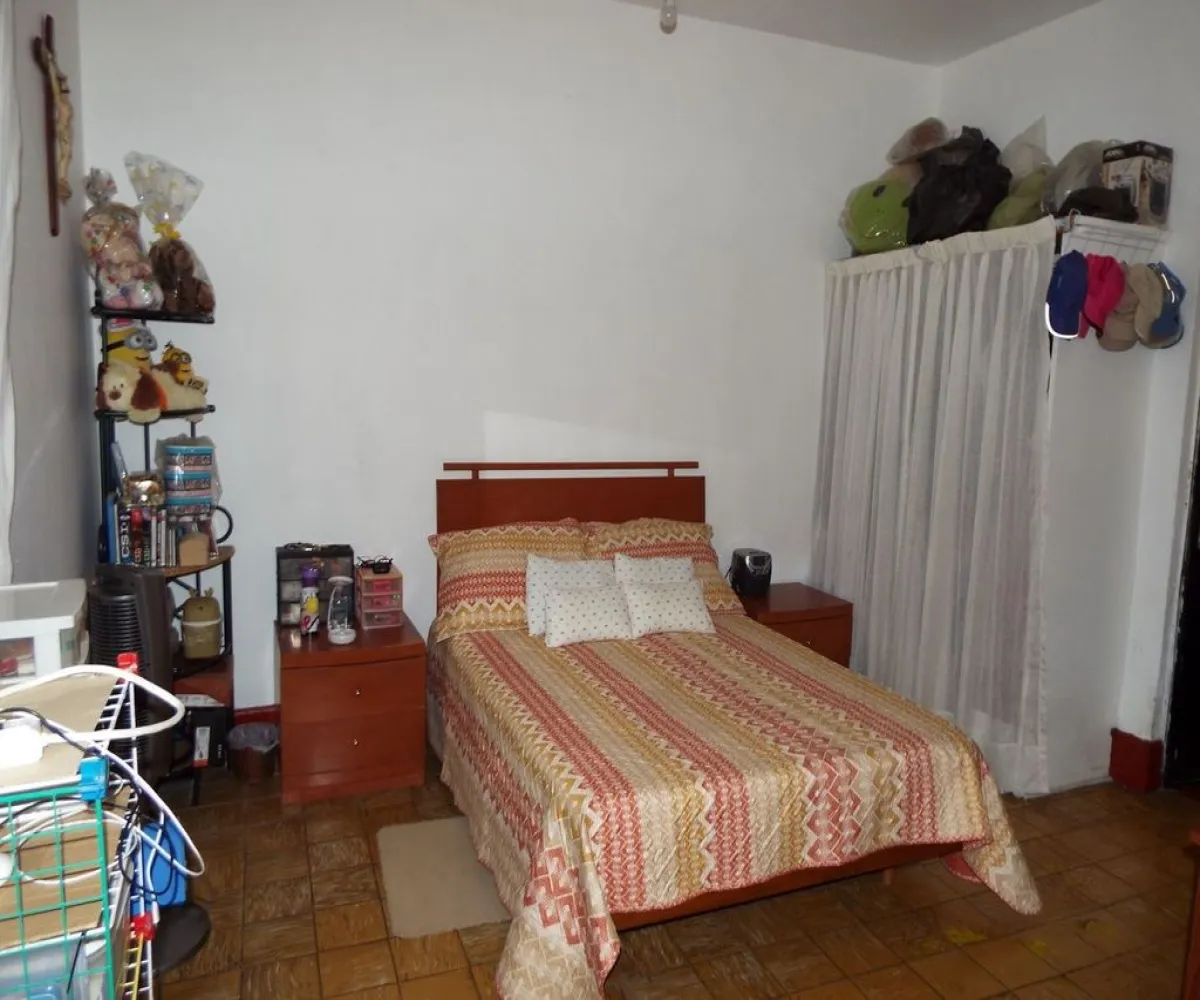 Casa En Venta,Real,Calle Aldama 827, Guadalajara, Jalisco 44400, 4 Habitaciones,3 Baños,Calle Aldama,1,pMBn4kV Casa En Venta,Real,Calle Aldama 827, Guadalajara, Jalisco 44400, 4 Habitaciones,3 Baños,Calle Aldama,1,pMBn4kV