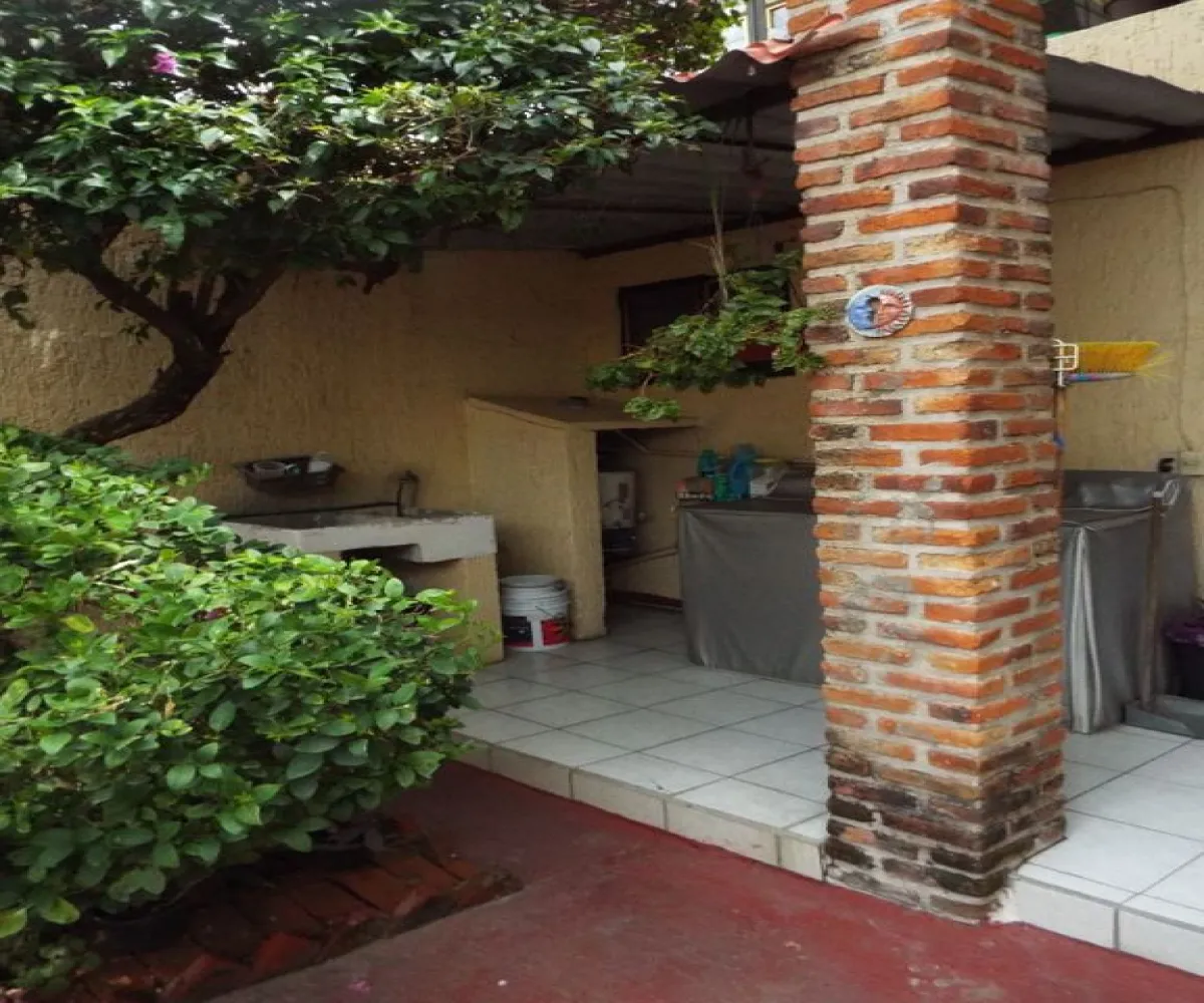 Casa En Venta,Real,Calle Aldama 827, Guadalajara, Jalisco 44400, 4 Habitaciones,3 Baños,Calle Aldama,1,pMBn4kV Casa En Venta,Real,Calle Aldama 827, Guadalajara, Jalisco 44400, 4 Habitaciones,3 Baños,Calle Aldama,1,pMBn4kV