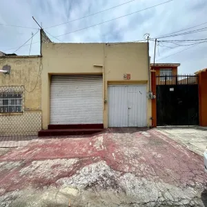 Casa En Venta,Real,Calle Aldama 827, Guadalajara, Jalisco 44400, 4 Habitaciones,3 Baños,Calle Aldama,1,pMBn4kV