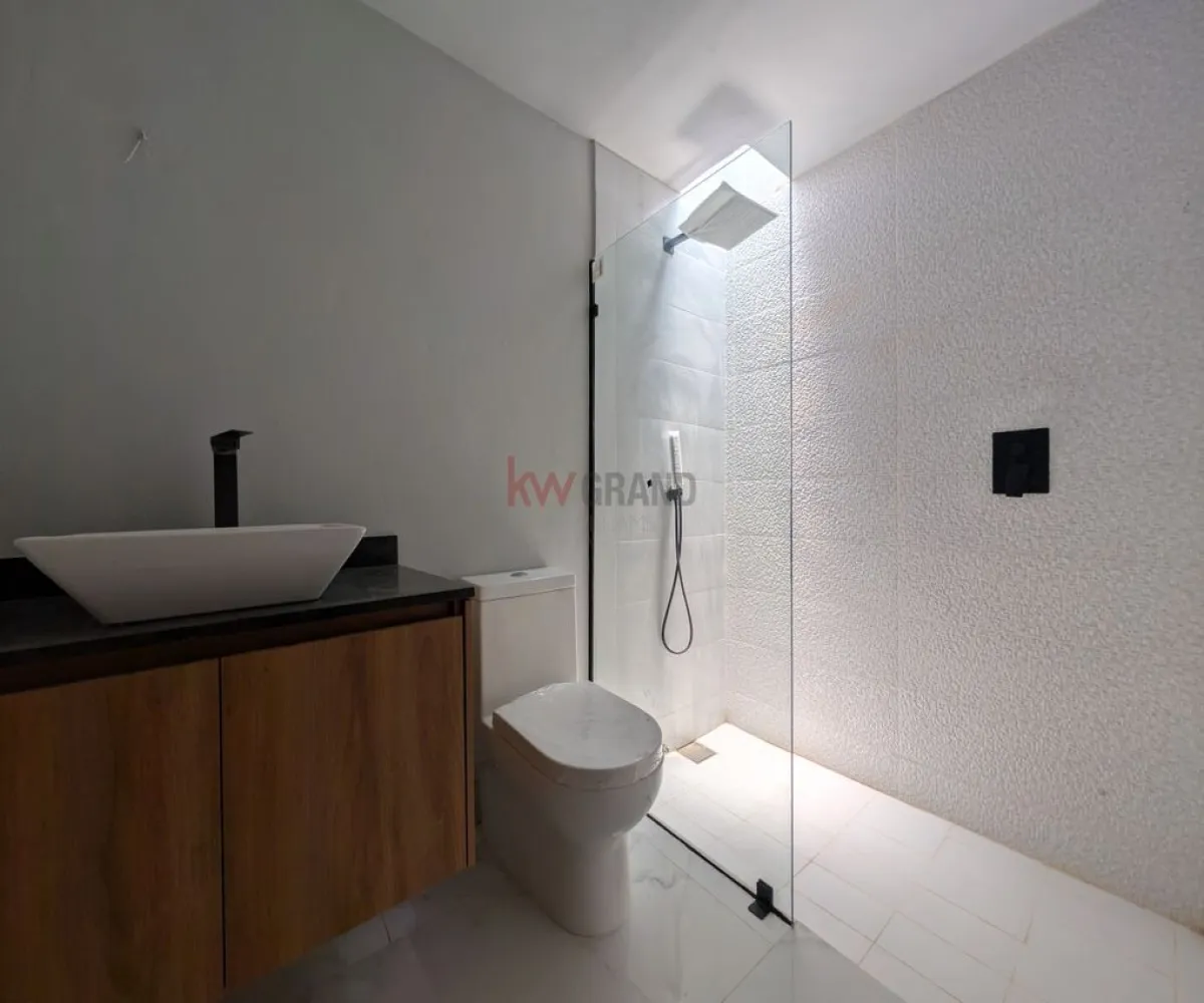 Casa En Venta,Bosques de Santa Anita,Bosques de Santa Anita 2377 170, Tlajomulco de Zúñiga, Jalisco 45645, 3 Habitaciones,2 Baños,Bosques de Santa Anita,1,prUhZl7 Casa En Venta,Bosques de Santa Anita,Bosques de Santa Anita 2377 170, Tlajomulco de Zúñiga, Jalisco 45645, 3 Habitaciones,2 Baños,Bosques de Santa Anita,1,prUhZl7