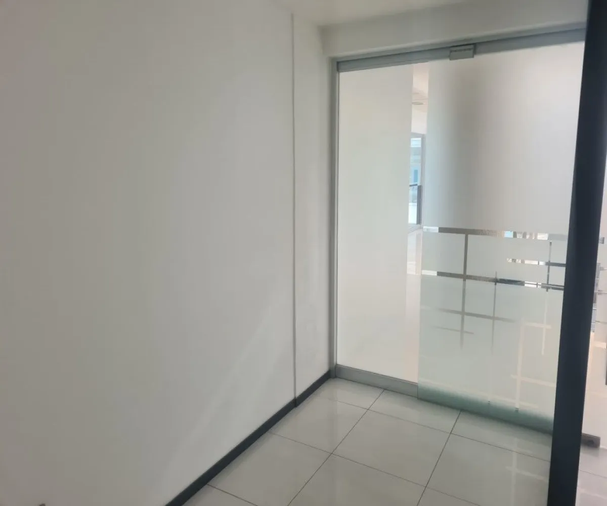 Oficina En Venta,Arboledas,Avenida Nicolás Copérnico 3730, Zapopan, Jalisco 45070,Avenida Nicolás Copérnico,1,pBpUtCk