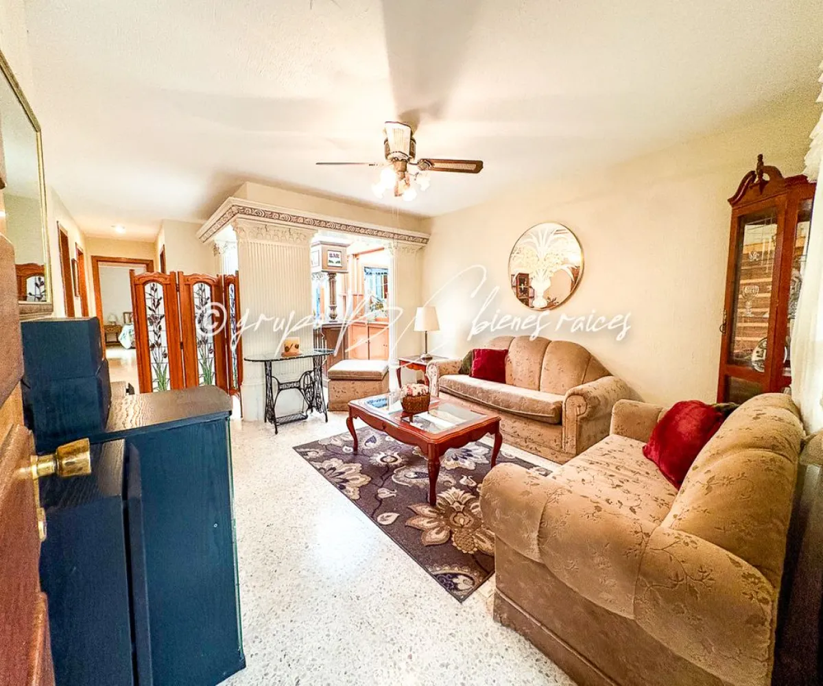 Casa En Venta,Loma Bonita,Avenida Conchita 3024, Zapopan, Jalisco 45088, 3 Habitaciones,3 Baños,Avenida Conchita,1,p26twLF