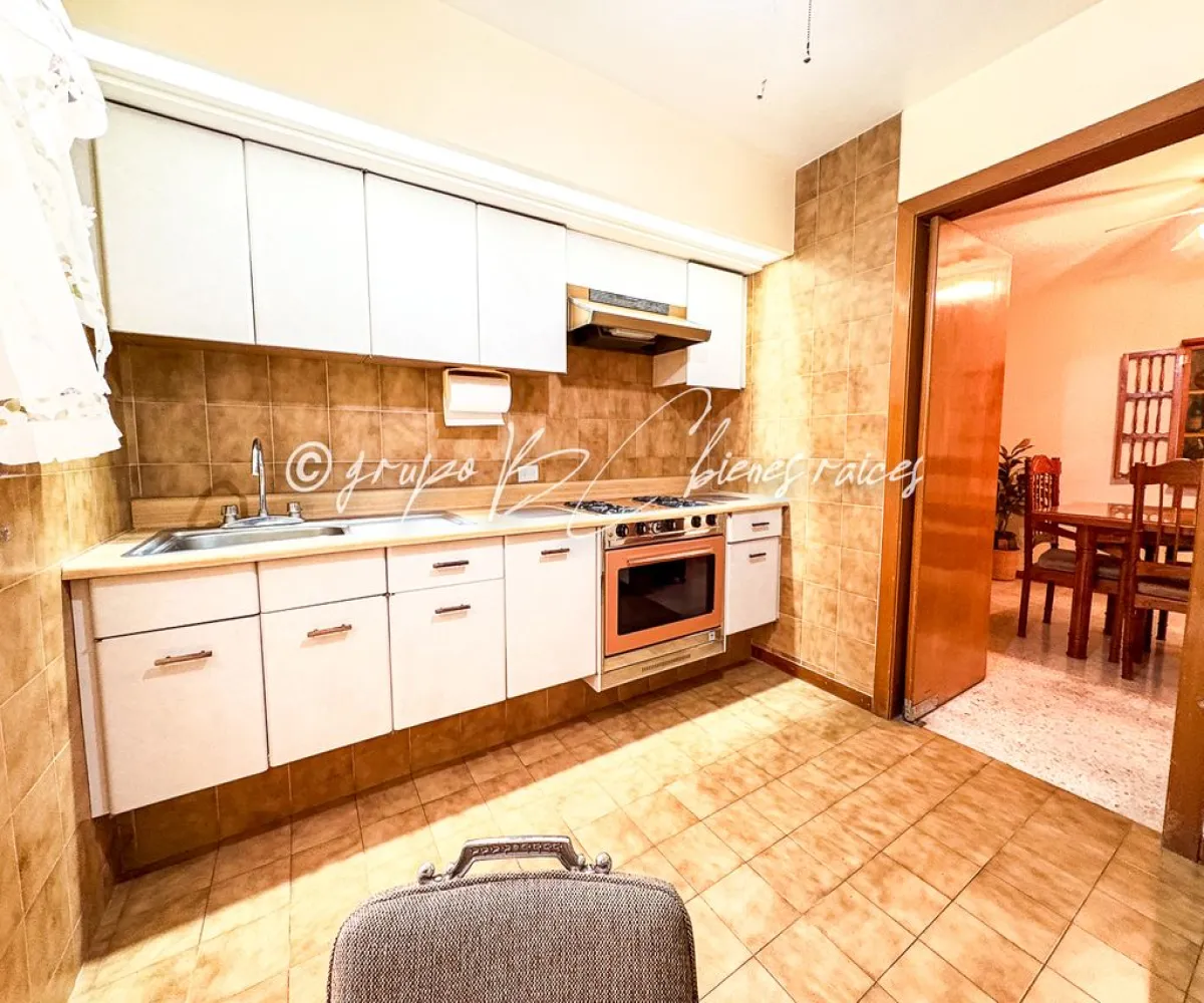 Casa En Venta,Loma Bonita,Avenida Conchita 3024, Zapopan, Jalisco 45088, 3 Habitaciones,3 Baños,Avenida Conchita,1,p26twLF