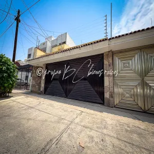 Casa En Venta,Loma Bonita,Avenida Conchita 3024, Zapopan, Jalisco 45088, 3 Habitaciones,3 Baños,Avenida Conchita,1,p26twLF