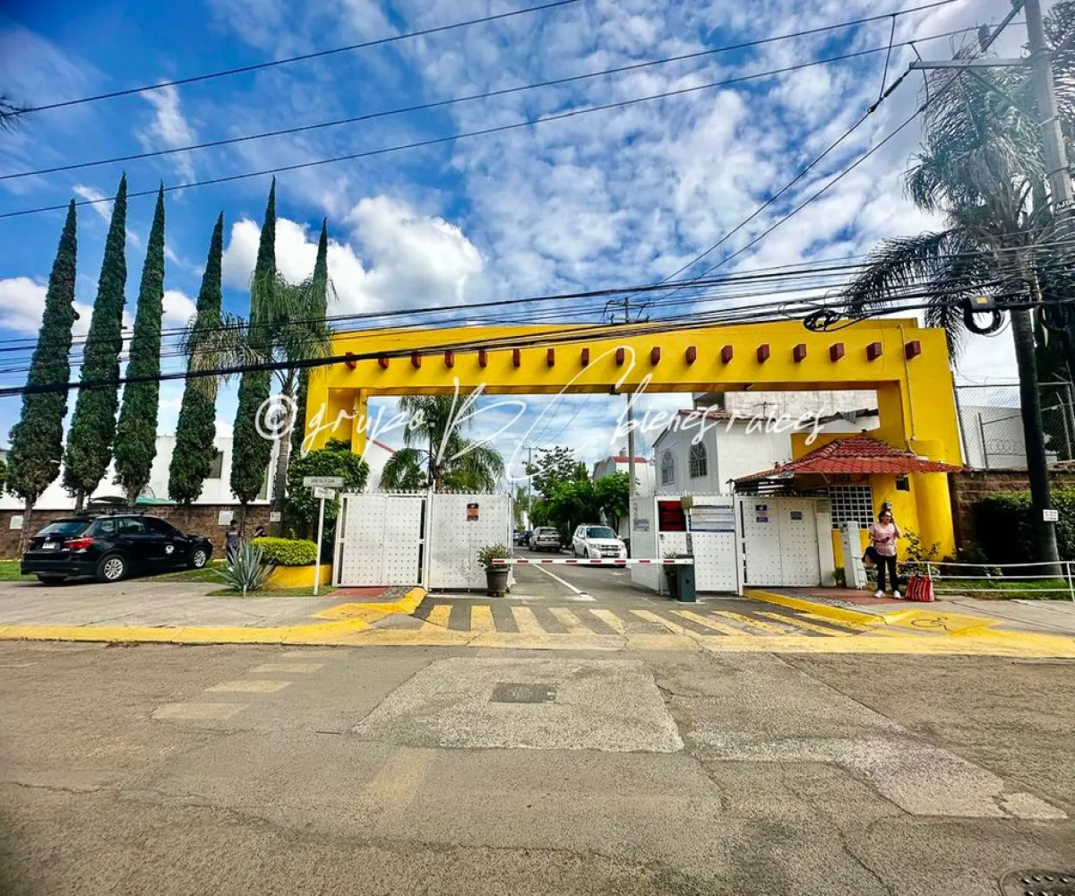 Casa En Venta,Geovillas del Real ,Avenida Camino Real a Colima 201 60, San Pedro Tlaquepaque, Jalisco 45602, 4 Habitaciones,2 Baños,Avenida Camino Real a Colima,2,pwXHVFk