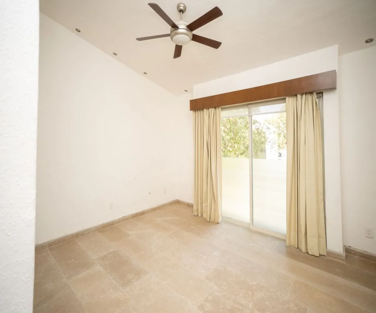 Casa En Renta,Las Lomas Club Golf,AV LAS LOMAS 90 1, Zapopan, Jalisco 45136, 5 Habitaciones,5 Baños,AV LAS LOMAS,3,poHEn5w