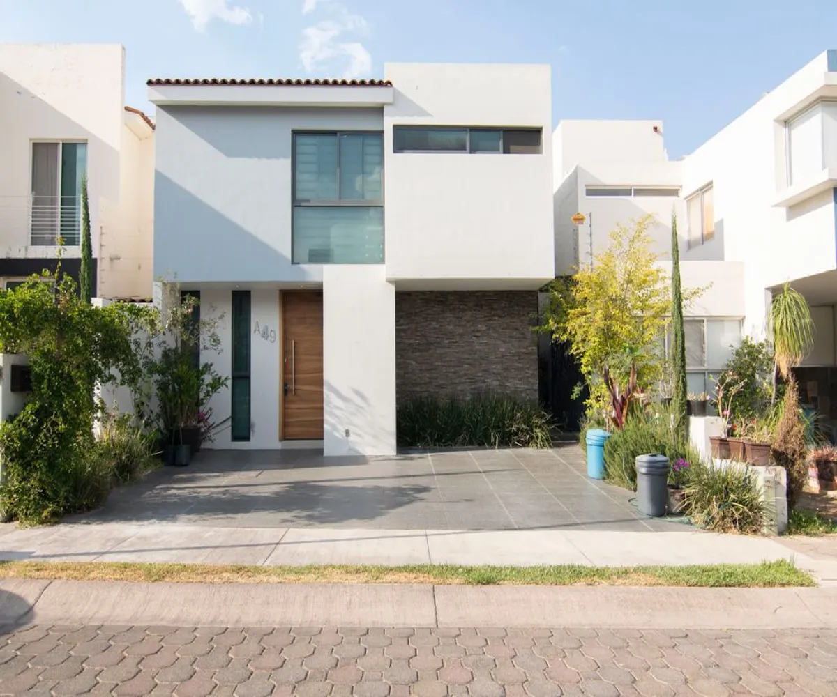 Casa En Venta,Bosques de Santa Anita,Circuito Peña de Tapalpa 1094, Tlajomulco de Zúñiga, Jalisco 45640, 4 Habitaciones,4 Baños,Circuito Peña de Tapalpa,1,pSZgfYr