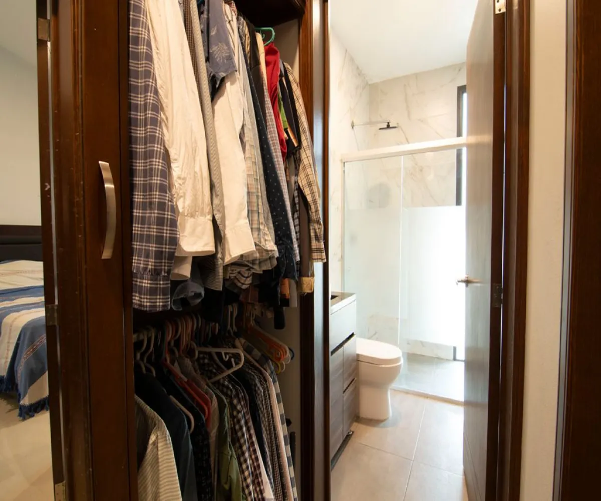 Casa En Venta,Bosques de Santa Anita,Circuito Peña de Tapalpa 1094, Tlajomulco de Zúñiga, Jalisco 45640, 4 Habitaciones,4 Baños,Circuito Peña de Tapalpa,1,pSZgfYr Casa En Venta,Bosques de Santa Anita,Circuito Peña de Tapalpa 1094, Tlajomulco de Zúñiga, Jalisco 45640, 4 Habitaciones,4 Baños,Circuito Peña de Tapalpa,1,pSZgfYr