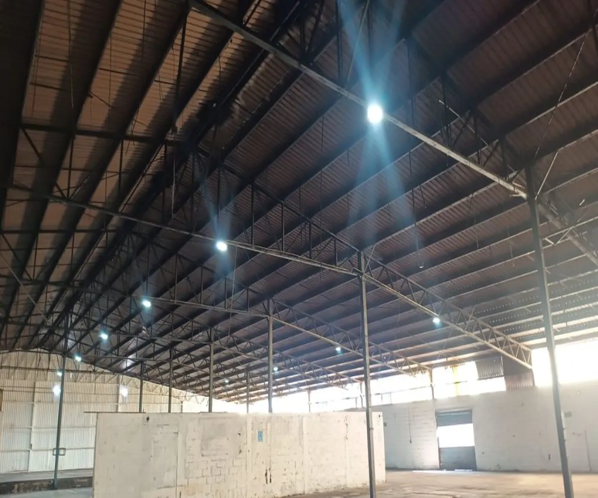 Bodega En Renta,Toluquilla,Calle Periferico Sur 6376, San Pedro Tlaquepaque, Jalisco 45601,5 Baños,Calle Periferico Sur,1,pABdvrn Bodega En Renta,Toluquilla,Calle Periferico Sur 6376, San Pedro Tlaquepaque, Jalisco 45601,5 Baños,Calle Periferico Sur,1,pABdvrn