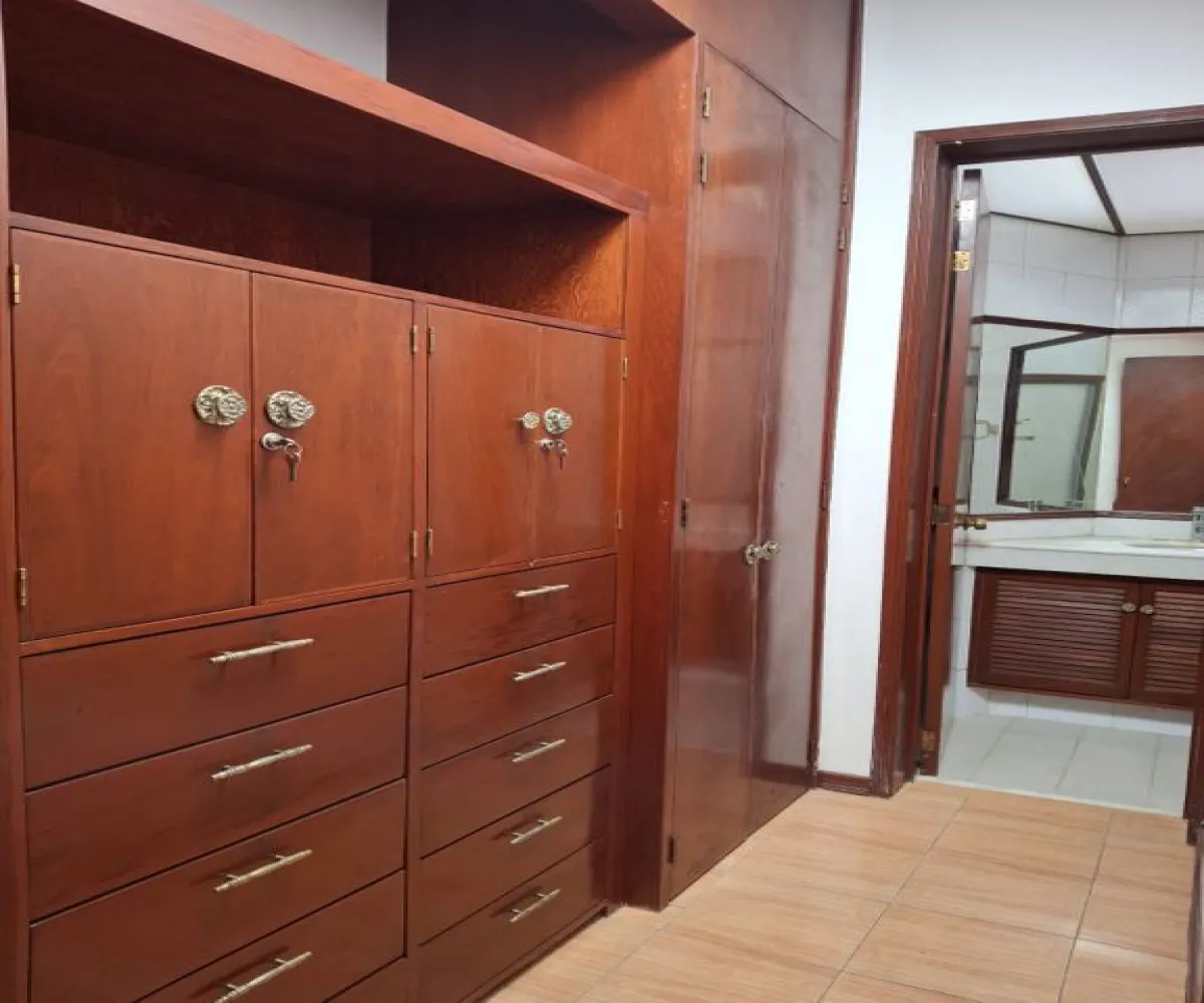 Casa En Renta,Terranova,Calle Garibaldi 2847, Guadalajara, Jalisco 44689, 4 Habitaciones,5 Baños,Calle Garibaldi,1,paALiBy