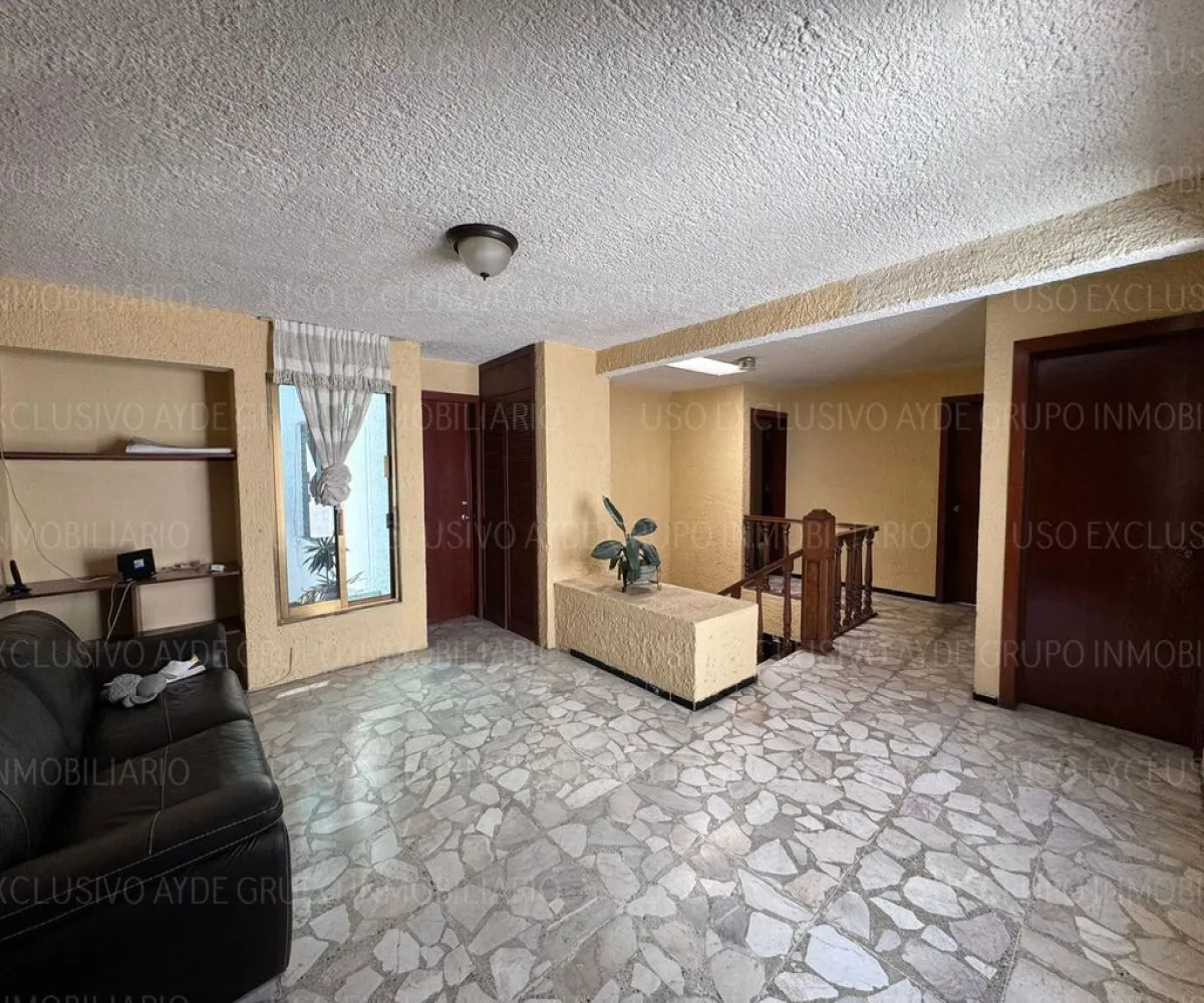 Casa En Venta,Santa Monica,Calle Federico E. Ibarra 1084, Guadalajara, Jalisco 44220, 6 Habitaciones,3 Baños,Calle Federico E. Ibarra,1,pTaaiF7 Casa En Venta,Santa Monica,Calle Federico E. Ibarra 1084, Guadalajara, Jalisco 44220, 6 Habitaciones,3 Baños,Calle Federico E. Ibarra,1,pTaaiF7