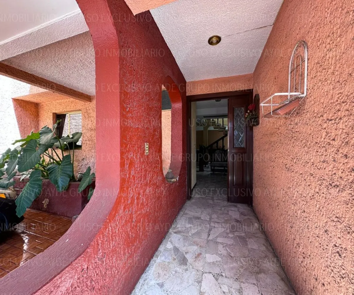 Casa En Venta,Santa Monica,Calle Federico E. Ibarra 1084, Guadalajara, Jalisco 44220, 6 Habitaciones,3 Baños,Calle Federico E. Ibarra,1,pTaaiF7 Casa En Venta,Santa Monica,Calle Federico E. Ibarra 1084, Guadalajara, Jalisco 44220, 6 Habitaciones,3 Baños,Calle Federico E. Ibarra,1,pTaaiF7