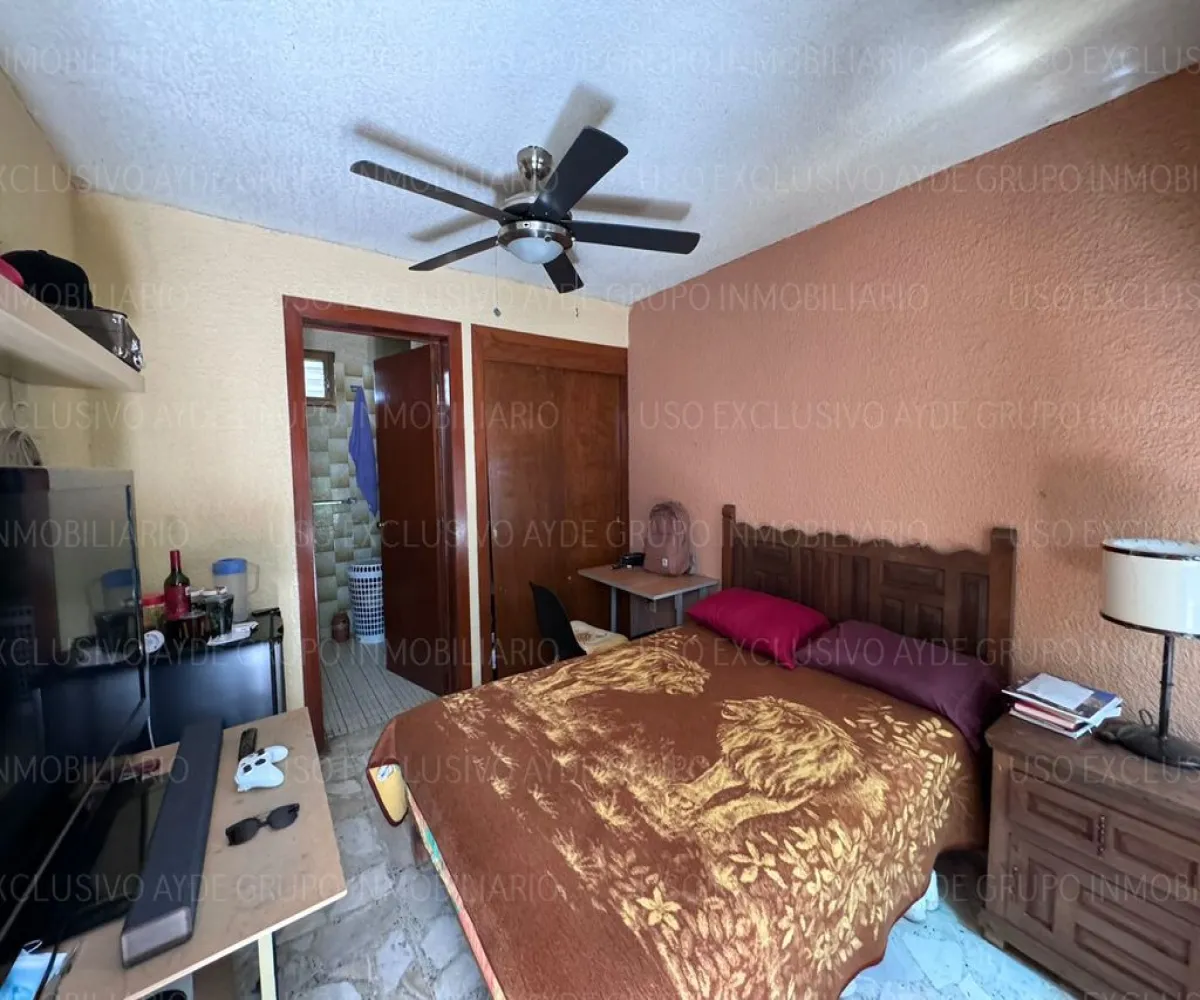 Casa En Venta,Santa Monica,Calle Federico E. Ibarra 1084, Guadalajara, Jalisco 44220, 6 Habitaciones,3 Baños,Calle Federico E. Ibarra,1,pTaaiF7 Casa En Venta,Santa Monica,Calle Federico E. Ibarra 1084, Guadalajara, Jalisco 44220, 6 Habitaciones,3 Baños,Calle Federico E. Ibarra,1,pTaaiF7