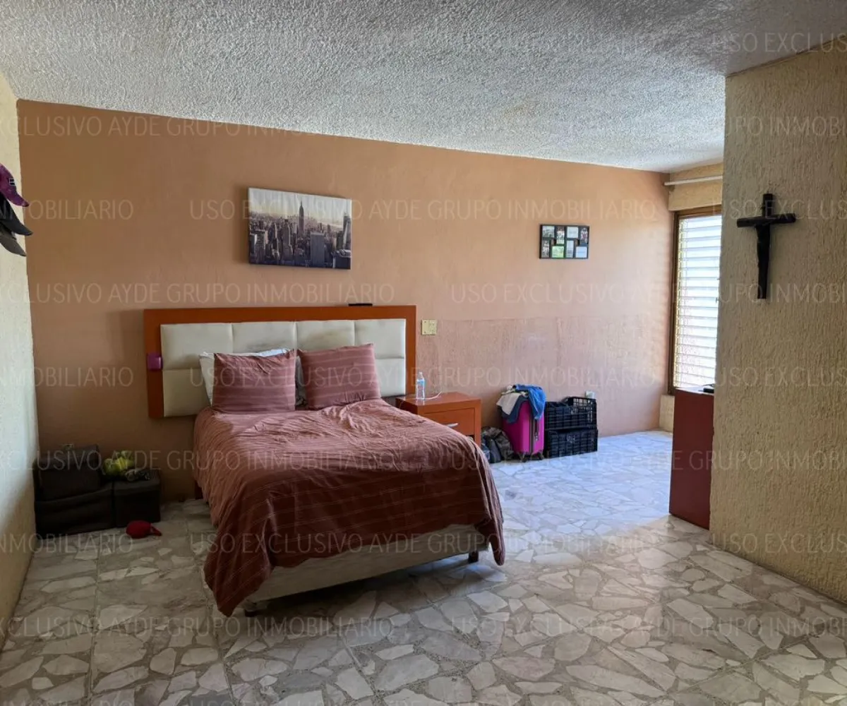 Casa En Venta,Santa Monica,Calle Federico E. Ibarra 1084, Guadalajara, Jalisco 44220, 6 Habitaciones,3 Baños,Calle Federico E. Ibarra,1,pTaaiF7 Casa En Venta,Santa Monica,Calle Federico E. Ibarra 1084, Guadalajara, Jalisco 44220, 6 Habitaciones,3 Baños,Calle Federico E. Ibarra,1,pTaaiF7