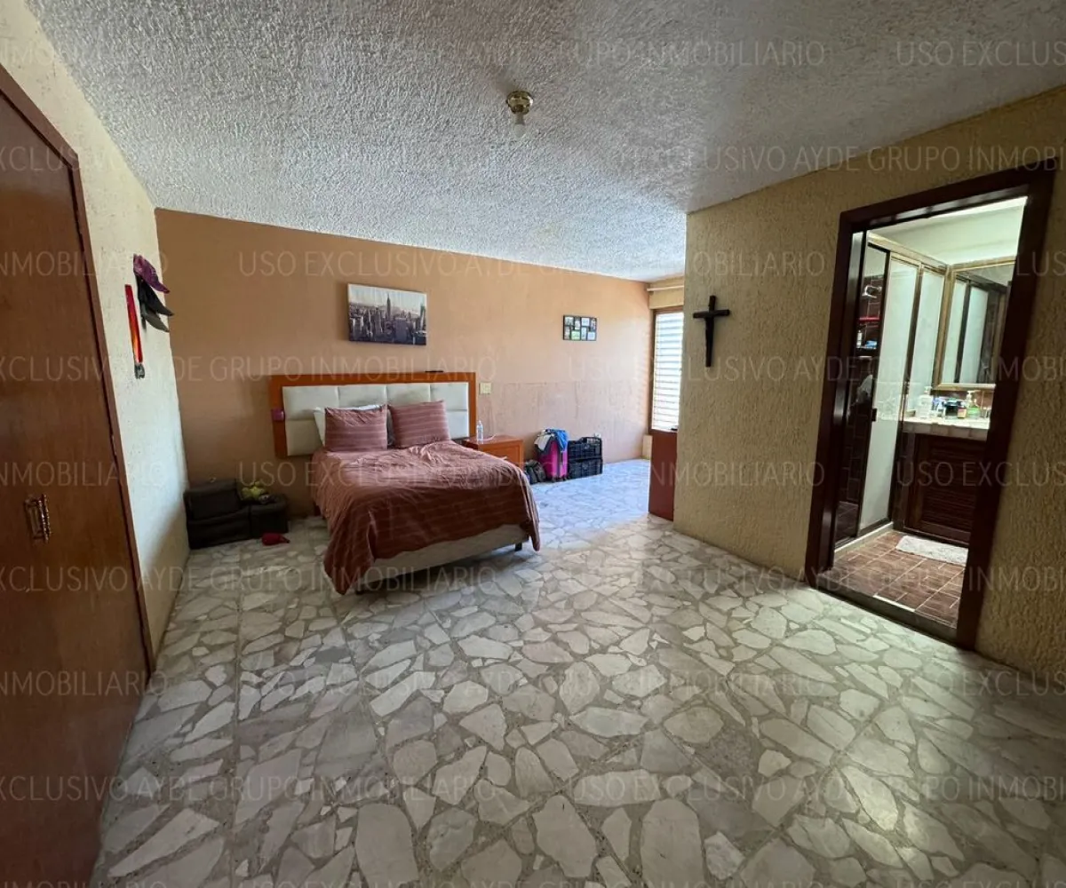 Casa En Venta,Santa Monica,Calle Federico E. Ibarra 1084, Guadalajara, Jalisco 44220, 6 Habitaciones,3 Baños,Calle Federico E. Ibarra,1,pTaaiF7 Casa En Venta,Santa Monica,Calle Federico E. Ibarra 1084, Guadalajara, Jalisco 44220, 6 Habitaciones,3 Baños,Calle Federico E. Ibarra,1,pTaaiF7