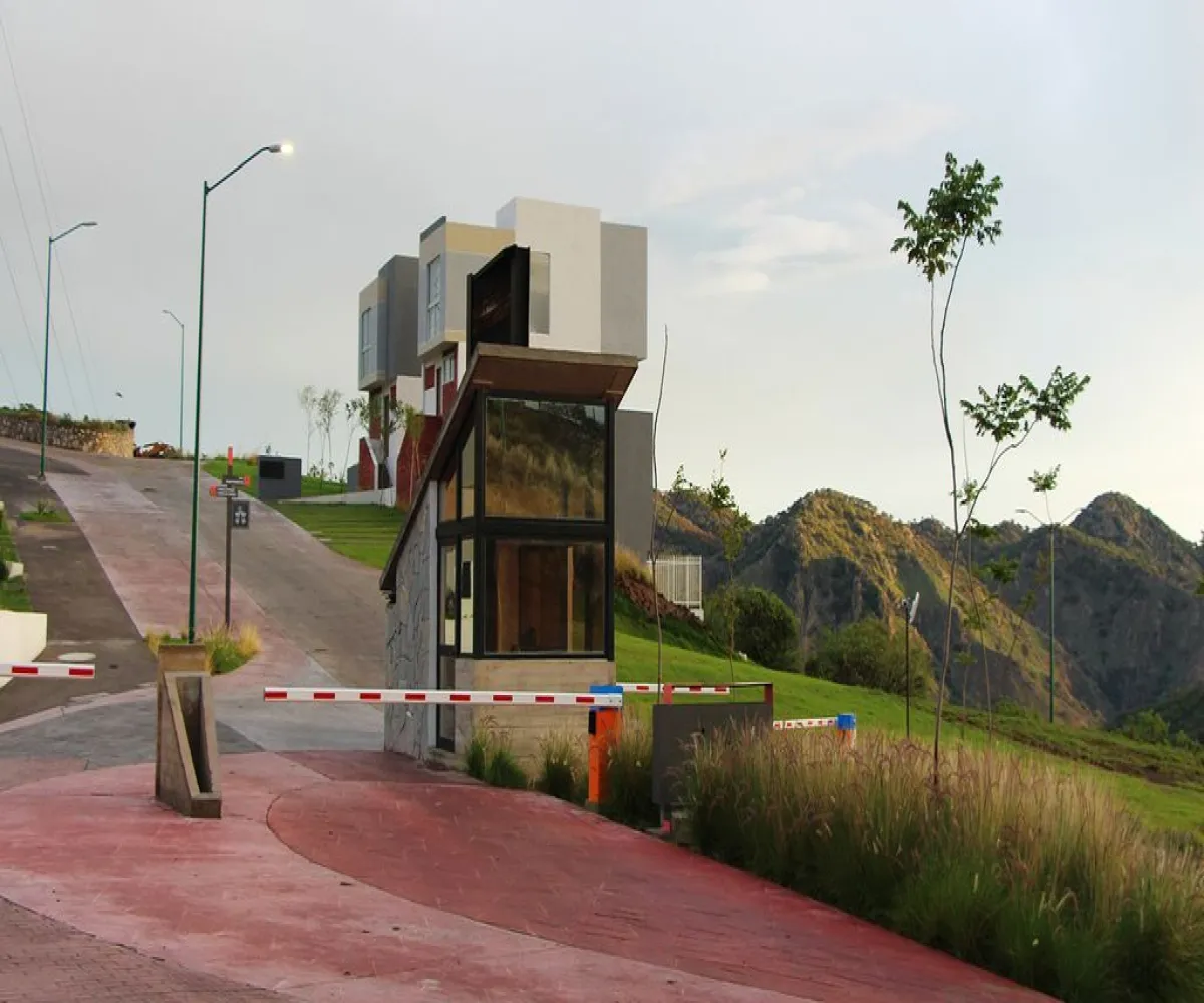 Casa En Venta,Avenida Camino de los Parques 5204, Zapopan, Jalisco 45180, 3 Habitaciones,2 Baños,Avenida Camino de los Parques,1,plFY6JP Casa En Venta,Avenida Camino de los Parques 5204, Zapopan, Jalisco 45180, 3 Habitaciones,2 Baños,Avenida Camino de los Parques,1,plFY6JP