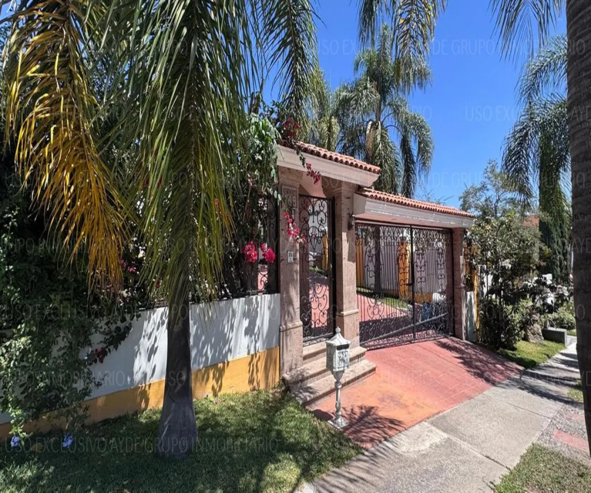 Casa En Venta,El Palomar,Paseo de Los Pinos 165, Tlajomulco de Zúñiga, Jalisco 45643, 4 Habitaciones,4 Baños,Paseo de Los Pinos,2,p1s7lgV