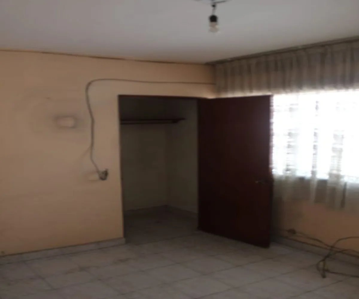 Casa En Venta,Arcos Vallarta,Victoriano Salado Álvarez 87, Guadalajara, Jalisco 44130, 4 Habitaciones,2 Baños,Victoriano Salado Álvarez,2,pXAKzli Casa En Venta,Arcos Vallarta,Victoriano Salado Álvarez 87, Guadalajara, Jalisco 44130, 4 Habitaciones,2 Baños,Victoriano Salado Álvarez,2,pXAKzli