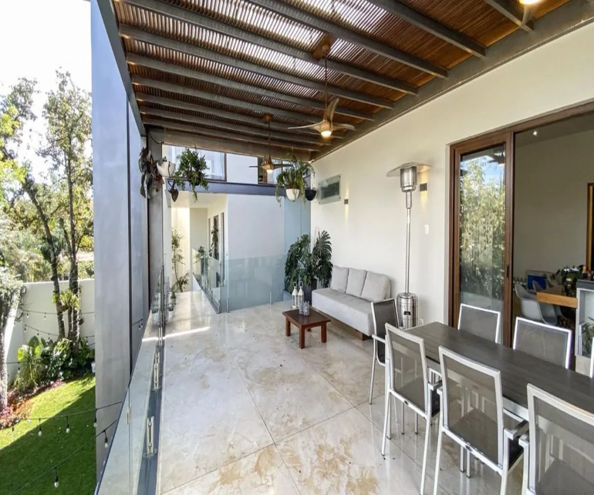 Casa En Venta,Colinas de San Javier,Paseo de la Noria S/N, Zapopan, Jalisco 45110, 4 Habitaciones,5 Baños,Paseo de la Noria,3,p2NDxHl