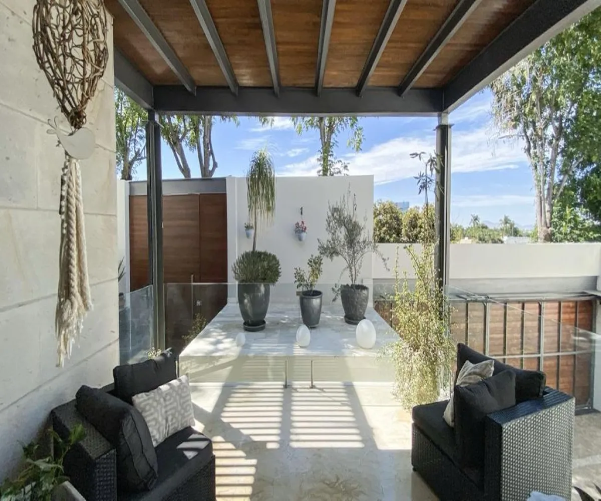 Casa En Venta,Colinas de San Javier,Paseo de la Noria S/N, Zapopan, Jalisco 45110, 4 Habitaciones,5 Baños,Paseo de la Noria,3,p2NDxHl