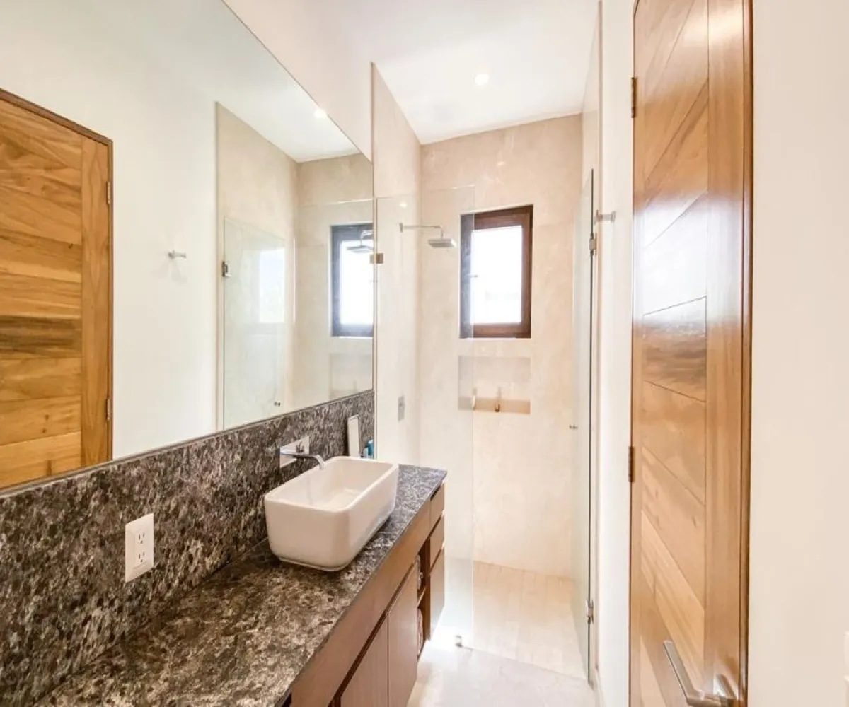 Casa En Venta,Colinas de San Javier,Paseo de la Noria S/N, Zapopan, Jalisco 45110, 4 Habitaciones,5 Baños,Paseo de la Noria,3,p2NDxHl