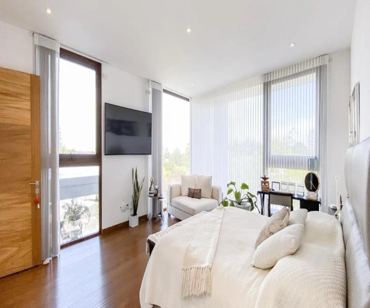 Casa En Venta,Colinas de San Javier,Paseo de la Noria S/N, Zapopan, Jalisco 45110, 4 Habitaciones,5 Baños,Paseo de la Noria,3,p2NDxHl