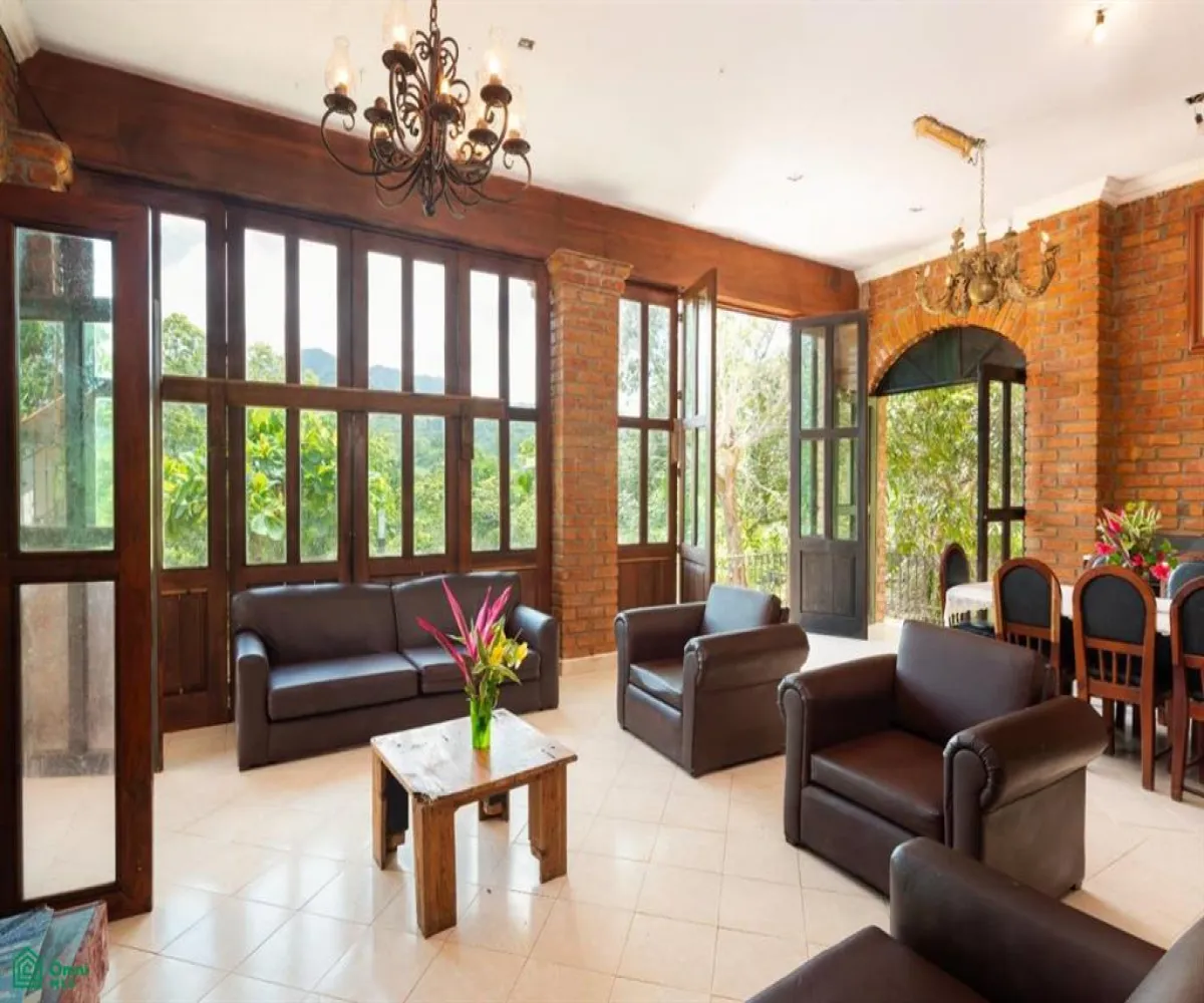 En Venta,La Mesa del Veladero,Circ. G. Sebastian Allende 307, Puerto Vallarta, Jalisco 48351, 3 Habitaciones,2 Baños,Circ. G. Sebastian Allende,1,MX22626305