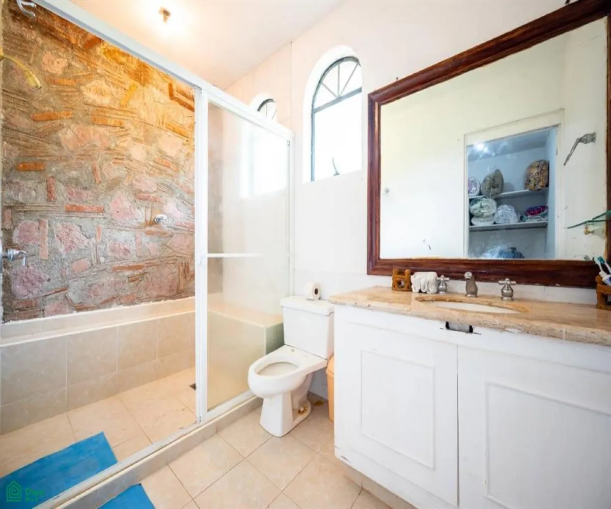 En Venta,La Mesa del Veladero,Circ. G. Sebastian Allende 307, Puerto Vallarta, Jalisco 48351, 3 Habitaciones,2 Baños,Circ. G. Sebastian Allende,1,MX22626305