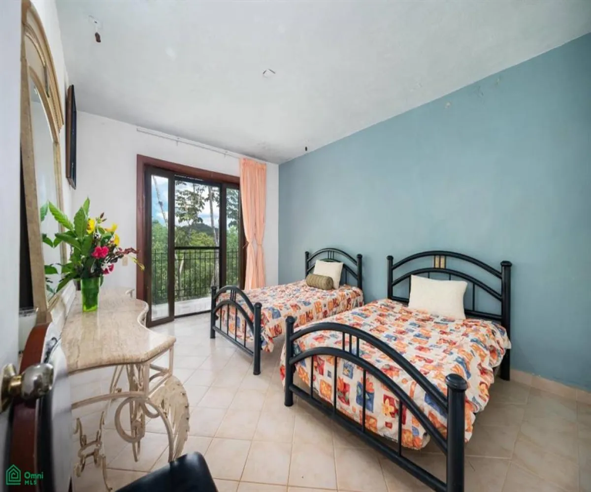 En Venta,La Mesa del Veladero,Circ. G. Sebastian Allende 307, Puerto Vallarta, Jalisco 48351, 3 Habitaciones,2 Baños,Circ. G. Sebastian Allende,1,MX22626305