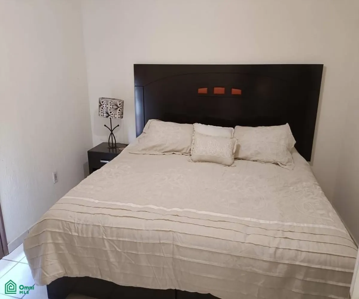En Venta,Lomas del Mirador,Paseo del Sol ., Tlajomulco de Zuniga, Jalisco 45642, 6 Habitaciones,5 Baños,Paseo del Sol,2,MX23112261 En Venta,Lomas del Mirador,Paseo del Sol ., Tlajomulco de Zuniga, Jalisco 45642, 6 Habitaciones,5 Baños,Paseo del Sol,2,MX23112261