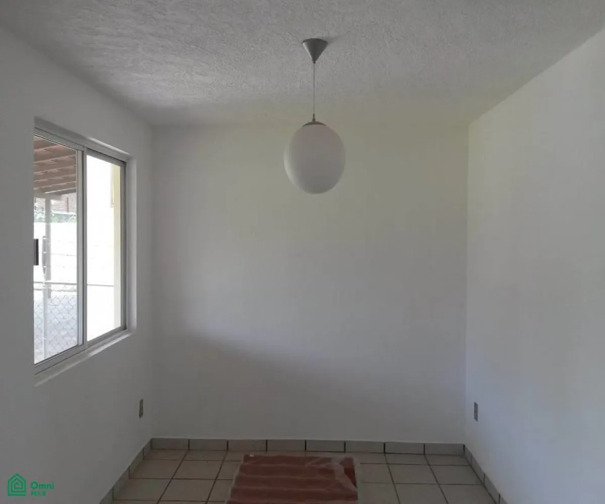 En Venta,Lomas del Mirador,Paseo del Sol ., Tlajomulco de Zuniga, Jalisco 45642, 6 Habitaciones,5 Baños,Paseo del Sol,2,MX23112261 En Venta,Lomas del Mirador,Paseo del Sol ., Tlajomulco de Zuniga, Jalisco 45642, 6 Habitaciones,5 Baños,Paseo del Sol,2,MX23112261