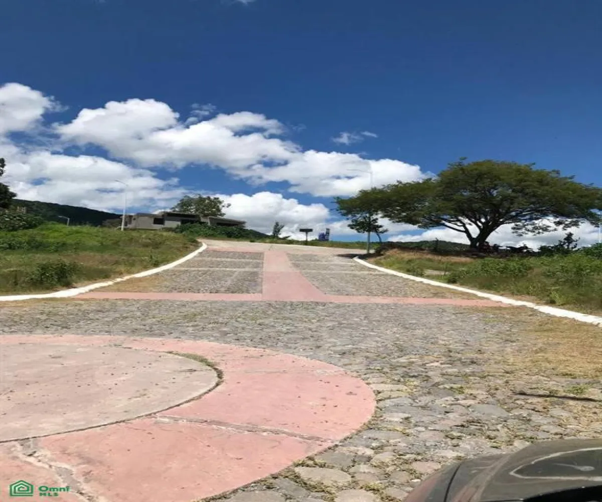 Terreno En Venta,Chapala Centro,Paseo del Arroyo Lote 76, Chapala, Jalisco 45900,Paseo del Arroyo,MX2323734 Terreno En Venta,Chapala Centro,Paseo del Arroyo Lote 76, Chapala, Jalisco 45900,Paseo del Arroyo,MX2323734