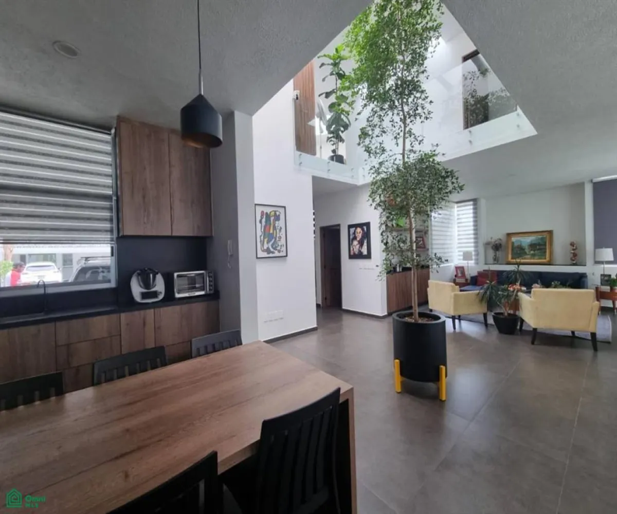 En Renta,Santa Anita,Lopez Mateos Sur 6433 Int.23, Tlajomulco de Zuniga, Jalisco 45645, 4 Habitaciones,4 Baños,Lopez Mateos Sur,2,MX23402736