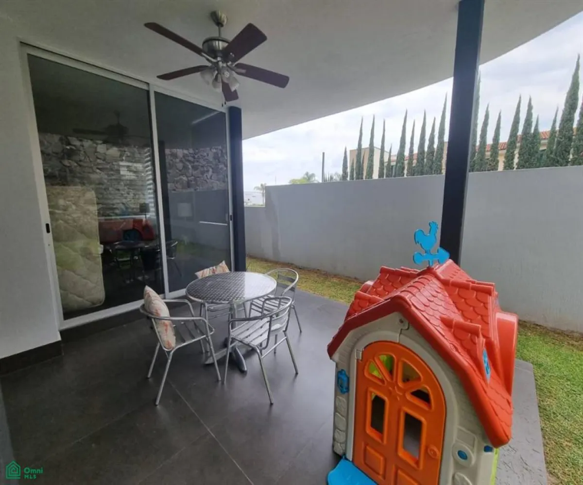 En Renta,Santa Anita,Lopez Mateos Sur 6433 Int.23, Tlajomulco de Zuniga, Jalisco 45645, 4 Habitaciones,4 Baños,Lopez Mateos Sur,2,MX23402736