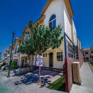 En Venta,Residencial Alta California,Santa Cruz 12, Tlajomulco de Zuniga, Jalisco 45645, 3 Habitaciones,2 Baños,Santa Cruz,2,MX23457535