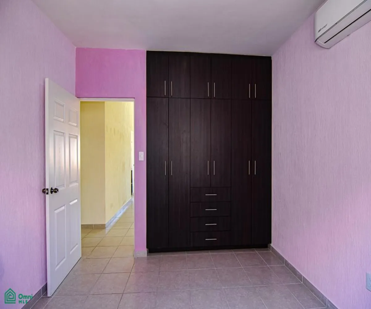 En Venta,Residencial Alta California,Santa Cruz 12, Tlajomulco de Zuniga, Jalisco 45645, 3 Habitaciones,2 Baños,Santa Cruz,2,MX23457535