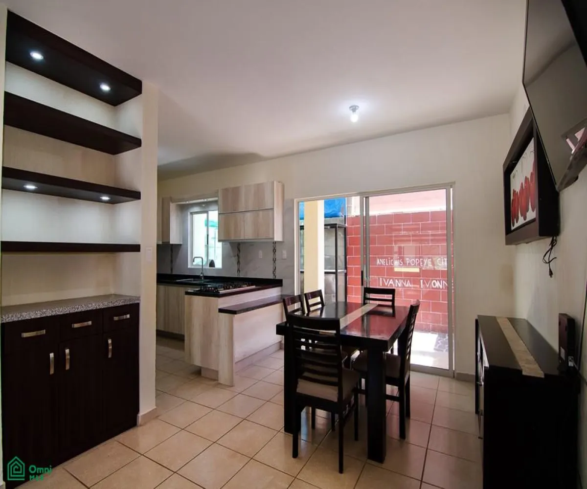 En Venta,Residencial Alta California,Santa Cruz 12, Tlajomulco de Zuniga, Jalisco 45645, 3 Habitaciones,2 Baños,Santa Cruz,2,MX23457535