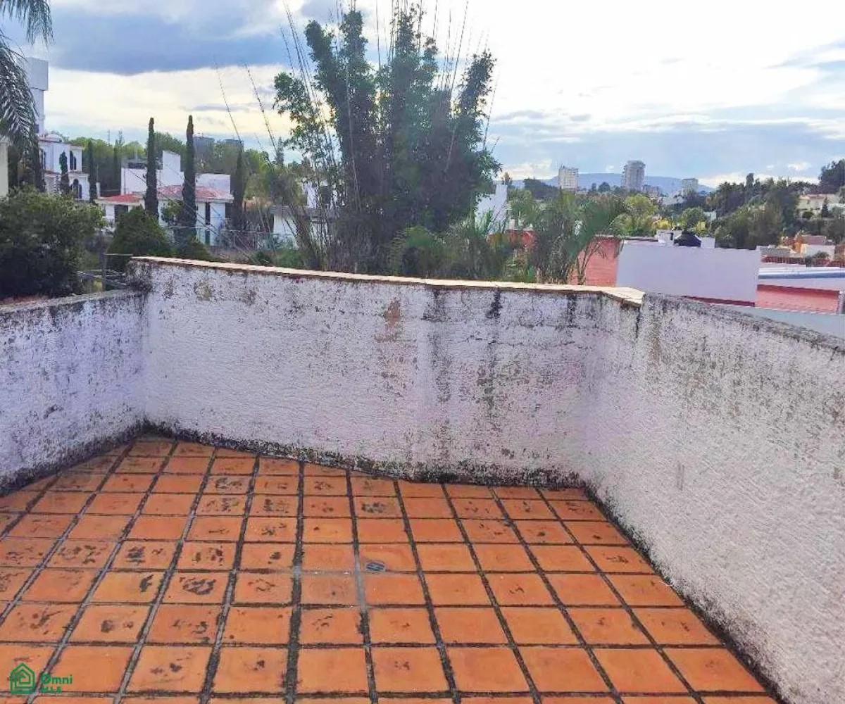 En Venta,Monraz,Paseo de la Hiedra 579, Guadalajara, Jalisco 44670, 4 Habitaciones,6 Baños,Paseo de la Hiedra,2,MX23553991