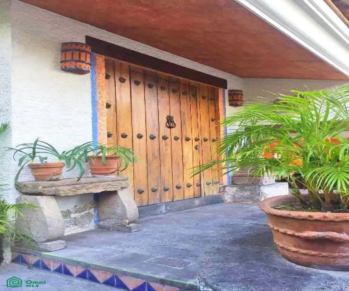 En Venta,Monraz,Paseo de la Hiedra 579, Guadalajara, Jalisco 44670, 4 Habitaciones,6 Baños,Paseo de la Hiedra,2,MX23553991