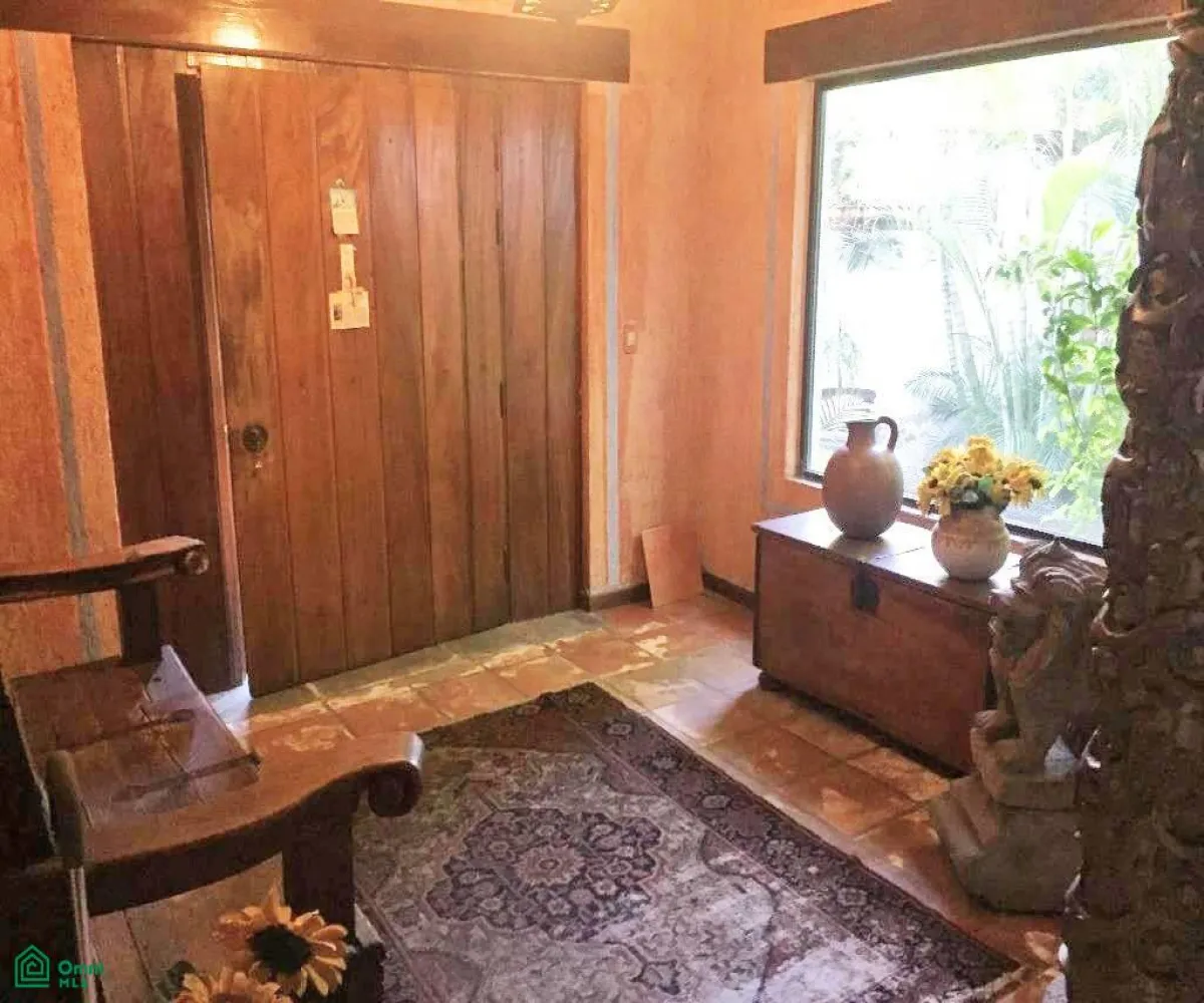 En Venta,Monraz,Paseo de la Hiedra 579, Guadalajara, Jalisco 44670, 4 Habitaciones,6 Baños,Paseo de la Hiedra,2,MX23553991