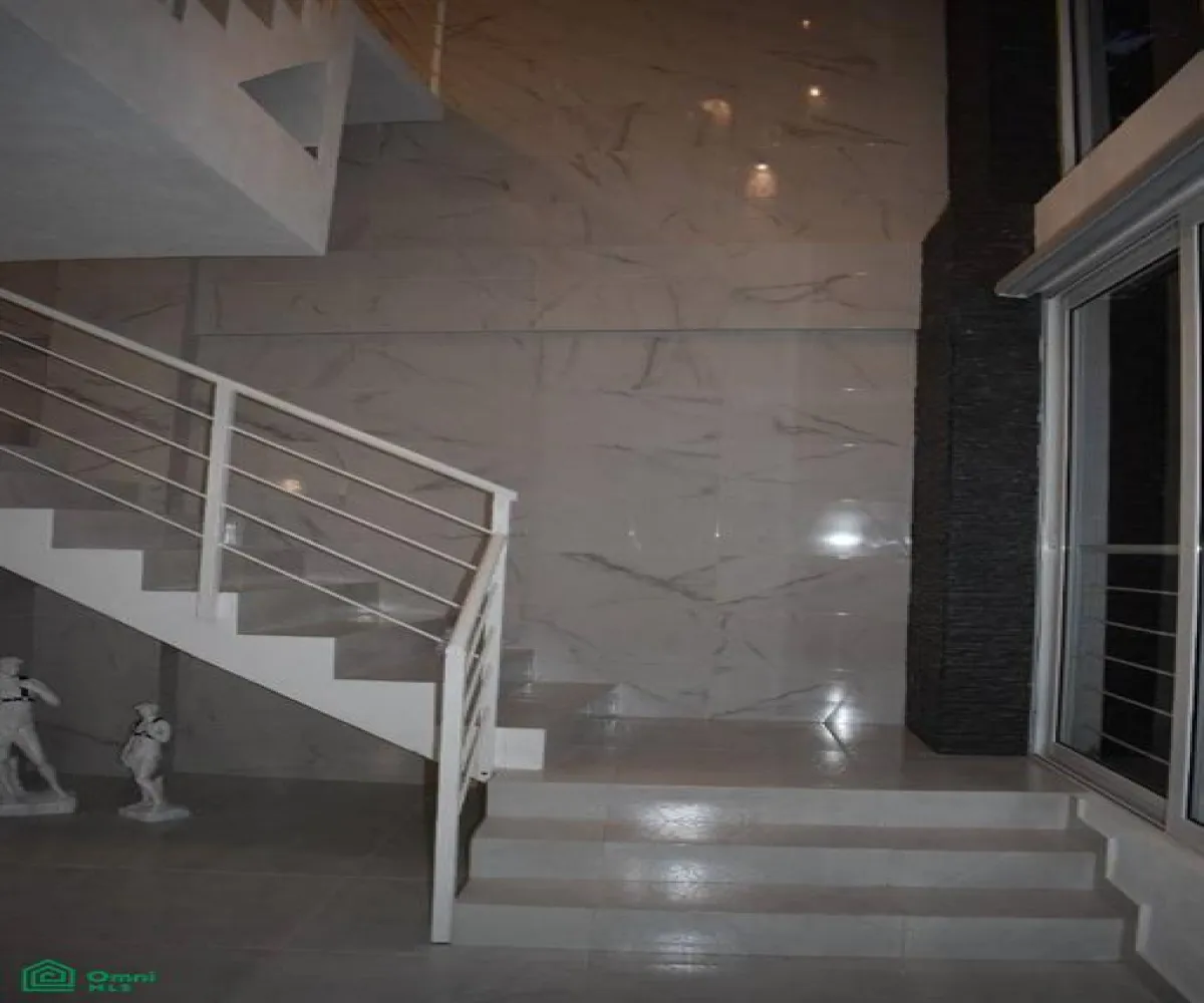 En Venta,Amapas,Gardenias 215, Puerto Vallarta, Jalisco 48399, 2 Habitaciones,2 Baños,Gardenias,3,MX23742350 En Venta,Amapas,Gardenias 215, Puerto Vallarta, Jalisco 48399, 2 Habitaciones,2 Baños,Gardenias,3,MX23742350