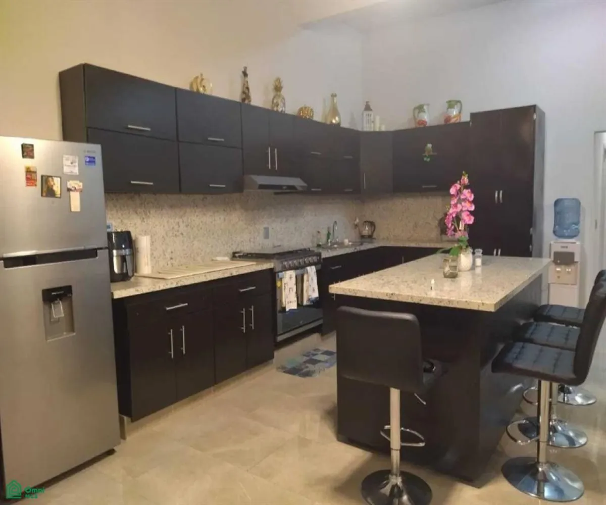 En Venta,Lomas Del Refugio,Yahualica 28, Zapopan, Jalisco 45199, 5 Habitaciones,4 Baños,Yahualica,2,MX24108488 En Venta,Lomas Del Refugio,Yahualica 28, Zapopan, Jalisco 45199, 5 Habitaciones,4 Baños,Yahualica,2,MX24108488