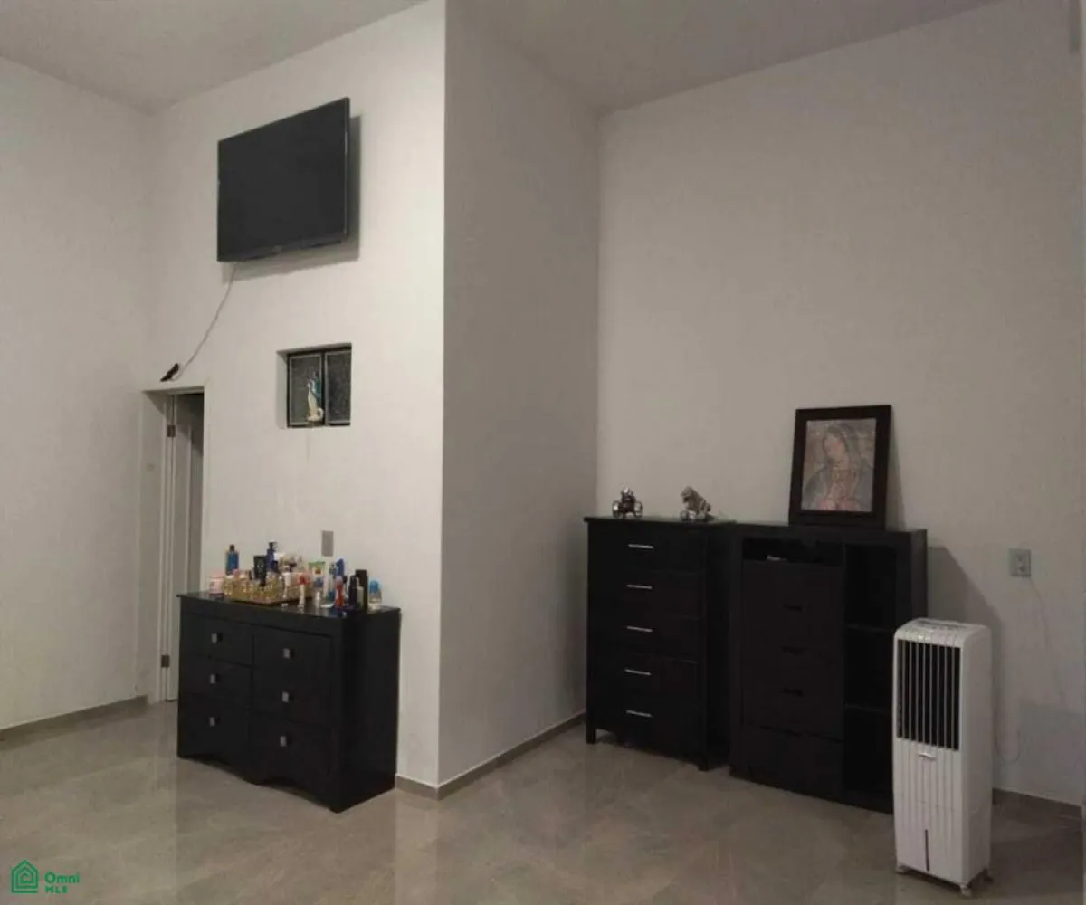 En Venta,Lomas Del Refugio,Yahualica 28, Zapopan, Jalisco 45199, 5 Habitaciones,4 Baños,Yahualica,2,MX24108488 En Venta,Lomas Del Refugio,Yahualica 28, Zapopan, Jalisco 45199, 5 Habitaciones,4 Baños,Yahualica,2,MX24108488