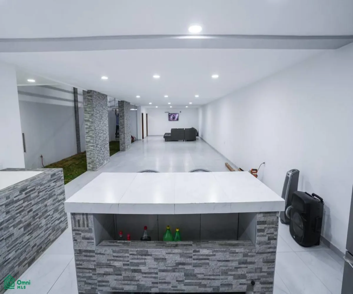 En Venta,Hogares de Nuevo México,Lagos de Moreno 2994, Zapopan, Jalisco 45203, 3 Habitaciones,3 Baños,Lagos de Moreno,2,MX2432246 En Venta,Hogares de Nuevo México,Lagos de Moreno 2994, Zapopan, Jalisco 45203, 3 Habitaciones,3 Baños,Lagos de Moreno,2,MX2432246