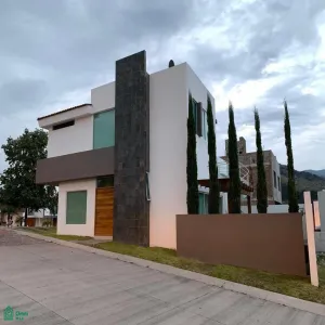 En Venta,Senderos de Monte Verde,Sendero De Los Trigales 104-304, Tlajomulco de Zuniga, Jalisco 45646, 3 Habitaciones,4 Baños,Sendero De Los Trigales,3,MX24393065
